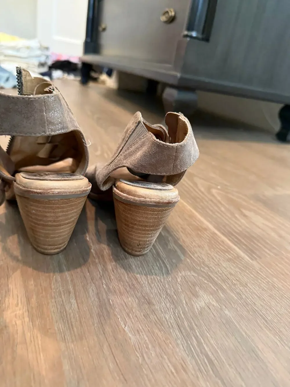 Sofft heels, size 8